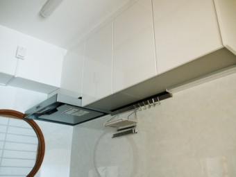 光が入りにくいリビングを明るくイメージチェンジ